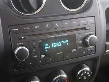 Jeep Compass I SUV Facelifting 2.0 156KM 2012 Jeep Compass 2.0, Salon Polska, Xenon, Klima, zdjęcie 12