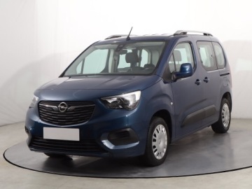 Opel Combo E Kombivan 1.5 Diesel 102KM 2018 Opel Combo 1.5 CDTI, Salon Polska, Serwis ASO, zdjęcie 1