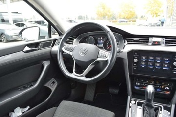 Volkswagen Passat B8 Variant Facelifting 2.0 TDI SCR 200KM 2022 Volkswagen Passat 2.0 TDi 200KM DSG7 Business SalonPL ASO NaviKameraTravel, zdjęcie 10