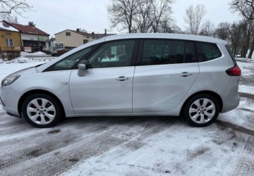 Opel Zafira C Tourer 1.4 Turbo ECOTEC 140KM 2012 Opel Zafira Opel Zafira Tourer 1.4 Turbo Business Innovation 1.4 Benzyna, zdjęcie 4