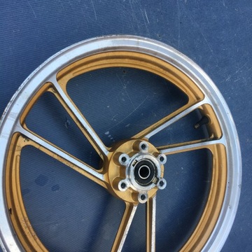 Suzuki GS 550 Передний обод