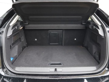 Citroen C4 III SUV 1.2 PureTech 130KM 2022 Citroen C4 1.2 PureTech, Salon Polska, zdjęcie 13