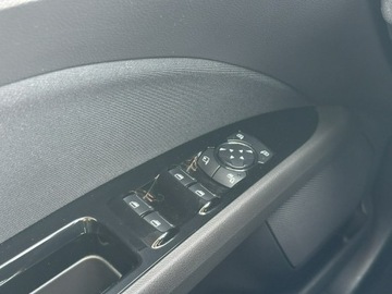 Ford Mondeo V Kombi Facelifting 2.0 EcoBlue 150KM 2021 Ford Mondeo 2.0 EcoBlue 150KM 2021 Titanium, zdjęcie 12
