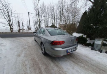 Volkswagen Passat B8 Limousine 2.0 TDI BlueMotion Technology 150KM 2015 Volkswagen Passat Volkswagen Passat 2.0 TDI (BlueMotion Technology) DSG Hi, zdjęcie 4