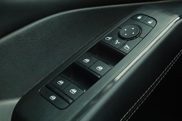 Nissan Qashqai III Crossover 1.3 DIG-T MHEV 158KM 2022 Nissan Qashqai 1.3 DIG-T MHEV, Salon Polska, zdjęcie 15