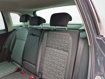 Volkswagen Tiguan II 2022 Volkswagen Tiguan plug-in Martwe pole Virtual 1.4 Hybryda Plug-in 150KM, zdjęcie 22