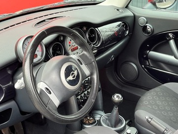 Mini One II Hatchback 1.6 90KM 2006 MINI ONE 1.6 ALUFELGI, ZADBANY, KLIMATYZACJA, zdjęcie 6