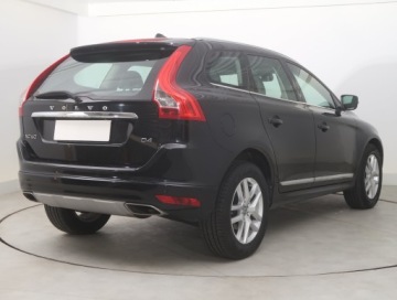 Volvo XC60 I SUV Facelifting 2.0 D4 DRIVE-E 190KM 2017 Volvo XC60 D4, Salon Polska, Serwis ASO, 187 KM, zdjęcie 4