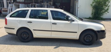Skoda Octavia II Kombi 1.6 MPI 102KM 2012 SKODA OCTAVIA II Combi 1.6 102 KM, GAZ, klima, elektryka