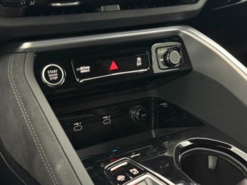 Audi 2025 AUDI Q5 TFSI quattro S line Sportback Suv 2.0 (204KM) 2025, zdjęcie 11