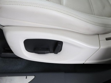 Jaguar E-Pace SUV 2.0 i4D 180KM 2018 Jaguar F-PACE 2.0d Automat S AWD Panorama, zdjęcie 37