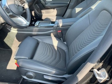 Mercedes CLA C118/X118 Coupe Facelifting 1.3 180 136KM 2024 Mercedes-Benz CLA 1.3 Benzyna 136KM, zdjęcie 20