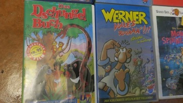 Комплект видеокассет VHS из 8 фильмов.