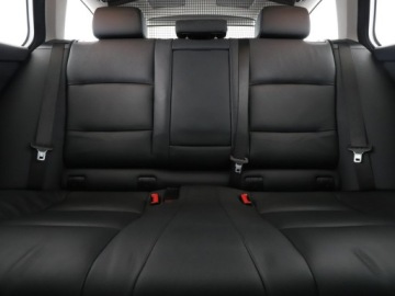 BMW Seria 5 F10-F11 Touring Facelifting 520d 190KM 2016 BMW 520 4x4 automat full LED skóra duża navi, zdjęcie 17