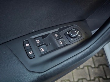 Volkswagen Touareg III SUV 3.0 V6 SCR TDI 231KM 2018 Volkswagen Touareg 3.0 TDI Salon PL I wł. Oś skręt, zdjęcie 16