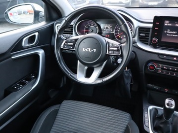 Kia Ceed III Kombi Facelifting 1.5 T-GDI 160KM 2022 Kia Ceed 1.5 T-GDI MHEV, Salon Polska, Serwis ASO, zdjęcie 6