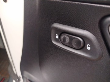 Jeep Wrangler III Unlimited Facelifting 3.6 V6 Pentastar 284KM 2016 JEEP WRANGLER III 3.6 V6 284 KM Bezwypadkowy, SPORT, Automat, VAT 23%, zdjęcie 13