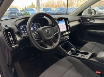 Volvo XC40 Crossover Plug-In 1.5 T4 Plug-in Hybrid 211KM 2021 Volvo XC 40 T4 Inscription Plug In Kamera cofania CarPlayAndroid Auto, zdjęcie 6