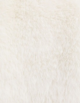 BERSHKA- sztuczne futro w kolorze białym - ecru L