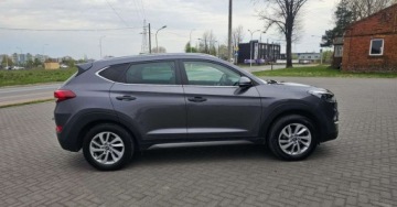 Hyundai Tucson III SUV 1.6 GDI 132KM 2017 Hyundai Tucson 102.000 km benzyna 2017r. Skora. 1.6 Benzyna 132KM, zdjęcie 24