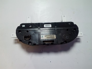 DODGE CHALLENGER 2015+ PŘÍSTROJOVÁ DESKA BUDÍKY AUTOMAT 3.6 POŠKOZENÁ P68281032AC