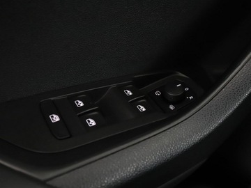 Skoda Karoq Crossover 1.6 TDI 115KM 2020 Škoda Karoq Skoda Karoq 1.6 TDI Business, zdjęcie 34