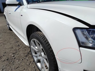 AUDI A5 8T 09- BLATNÍK PRAVÝ PŘEDNÍ LY9C