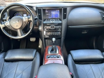 Infiniti QX70 3.7 V6 320KM 2017 Infiniti QX70 S Premium 3.7 V6 320KM | PO REMONCIE, zdjęcie 7