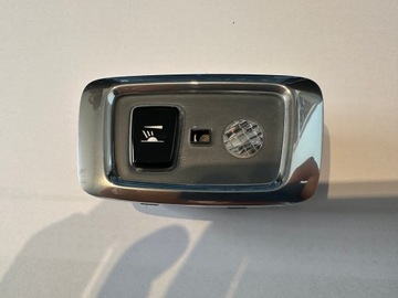 VOLVO XC90 XC60 V60 V90 XC40 LAMPA PODSUFITKI PRAWA CHROM