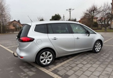 Opel Zafira C Tourer 1.4 Turbo ECOTEC 140KM 2012 Opel Zafira Opel Zafira Tourer 1.4 Turbo Business Innovation 1.4 Benzyna, zdjęcie 21