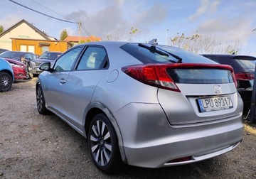 Honda Civic IX Hatchback 5d 2.2 i-DTEC 150KM 2012 Honda Civic 2012r, 2.2 CDTI. Lekko uszkodzony lewy przod. Jezdzi. 2.2, zdjęcie 2