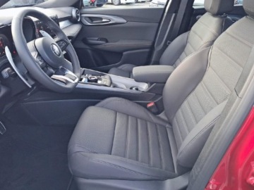 Alfa Romeo Tonale 2026 ALFA ROMEO Tonale 1.5 Veloce Suv 2026, zdjęcie 4