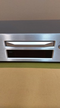 TEAC C1-D поврежден