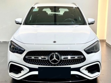 Mercedes GLA II Off-roader Facelifting 1.3 200 163KM 2025 MERCEDES-BENZ GLA 200 AMG Line Suv 1.3 (163KM) 2025, zdjęcie 1