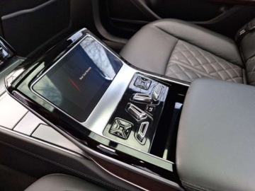 Audi A8 D5 Sedan Facelifting 3.0 50 TDI 286KM 2024 Audi A8 Webasto Night Vision Os skretna Masaz Dach szklany Asystenci 3.0, zdjęcie 12