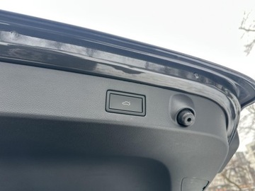 Volkswagen Arteon Fastback Facelifting 2.0 TDI 200KM 2022 Volkswagen Arteon 2.0 TDI 200KM R-Line DSG 4Motion, zdjęcie 38