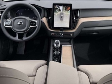 Volvo XC60 II 2026 VOLVO XC60 B5 AWD Plus Dark Suv 2.0 (250KM) 2026, zdjęcie 8
