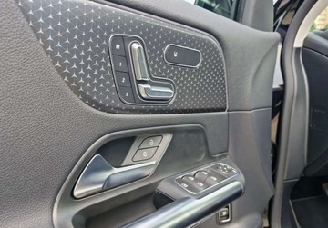 Mercedes GLA II Off-roader Facelifting 1.3 200 163KM 2024 Mercedes-Benz GLA 200 7G-DCT Progresive Pakiet Night Salon Polska Jak n, zdjęcie 30