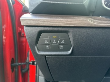 Seat Leon IV Sportstourer 1.5 EcoTSI 150KM 2021 Seat Leon 1.5 TSI 150KM, Xcellence, Hak,Wirtual Ko, zdjęcie 31