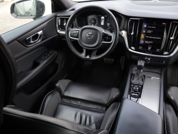 Volvo S60 III Sedan 2.0 T5 250KM 2020 Volvo S60 T5, Salon Polska, Serwis ASO, 4X4, zdjęcie 6