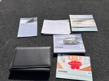 VOLVO V60 ksiązka serwisowa instrukcja