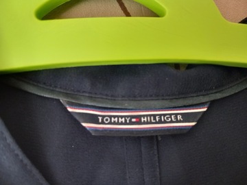 TOMMY HILFIGER-SUPER BLUZKA L B6
