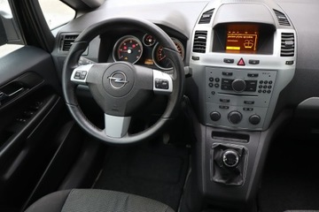 Opel Zafira B 1.7 CDTI ecoFLEX 125KM 2010 Opel Zafira 1.7 CDTI, 7 miejsc, HAK, Klima, zdjęcie 6