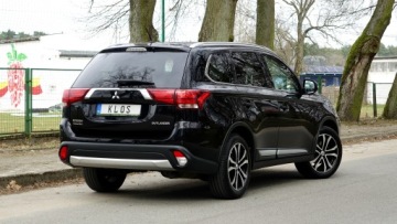 Mitsubishi Outlander III SUV Facelifting 2015 2.0 MIVEC 150KM 2016 outlander.. Kamera.. Ledy .. Nawigacja.. 2 x Koła .. 2 x PDC .. Klimatronik, zdjęcie 33
