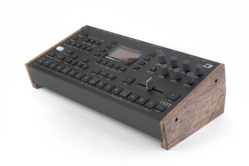 MONOSHAPE Octatrack Stand 15 Dark