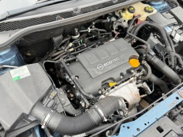 Opel Astra J GTC 1.4 Turbo ECOTEC 140KM 2013 Opel Astra 1.4t 140KM Serwis Gotowy do jazdy 1.4 Benzyna 140KM, zdjęcie 26