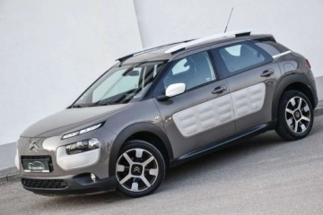 Citroen C4 Cactus Crossover 1.2 PureTech 82KM 2014 Citroen C4 Cactus CITROEN C4 CACTUS 1.2 VTi 82KM FEEL LED Navi Kamera Gwar, zdjęcie 3