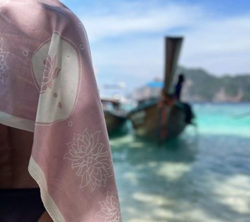 Инновационное бамбуковое полотенце Lullalo с цветком лотоса.