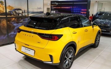 Lexus LBX 1.5 Hybrid 136KM 2024 Lexus LBX LBX 1.5 Hybrid Cool 1.5 Hybryda 136KM, zdjęcie 2