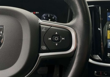 Volvo V60 II  Kombi 2.0 D4 190KM 2019 Volvo V60 D4 190KM navi BEZWYPADKOWY automat gwarancja 2.0, zdjęcie 23